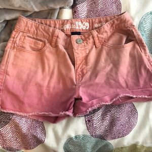 Ombré orange and pink short shorts